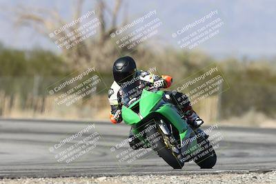 media/Dec-01-2025-Moto Forza (Mon) [[2daa91e15f]]/2-Intermediate Group/Session 3 (Turn 3)/